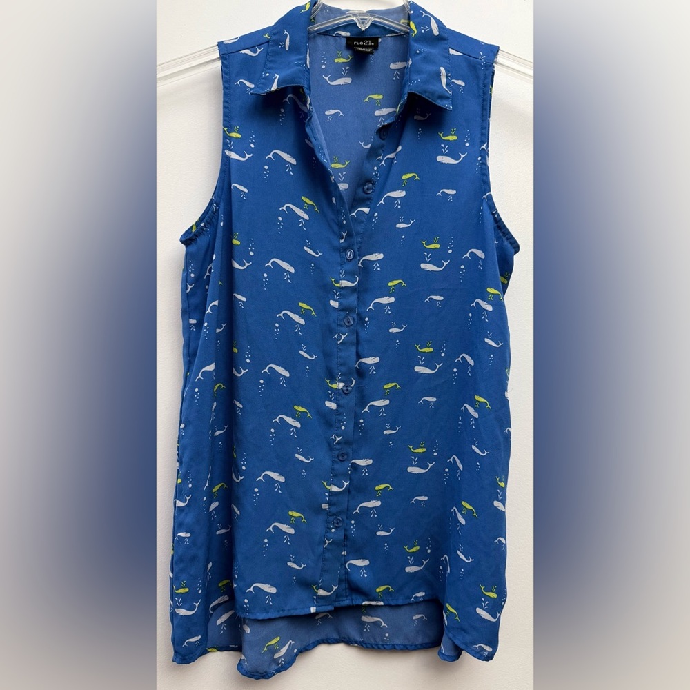 Rue21 Blue and Yellow Whale Print Top
